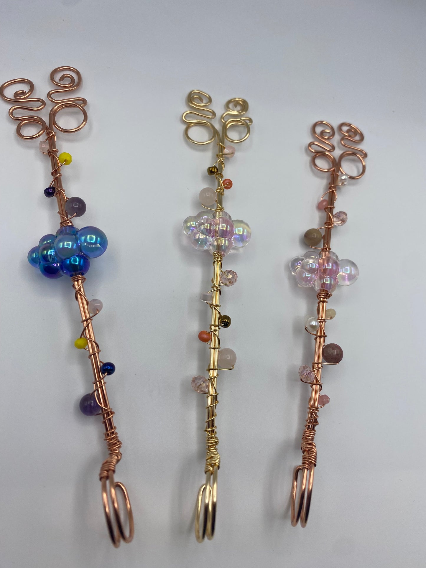 Cloud Roach Clip