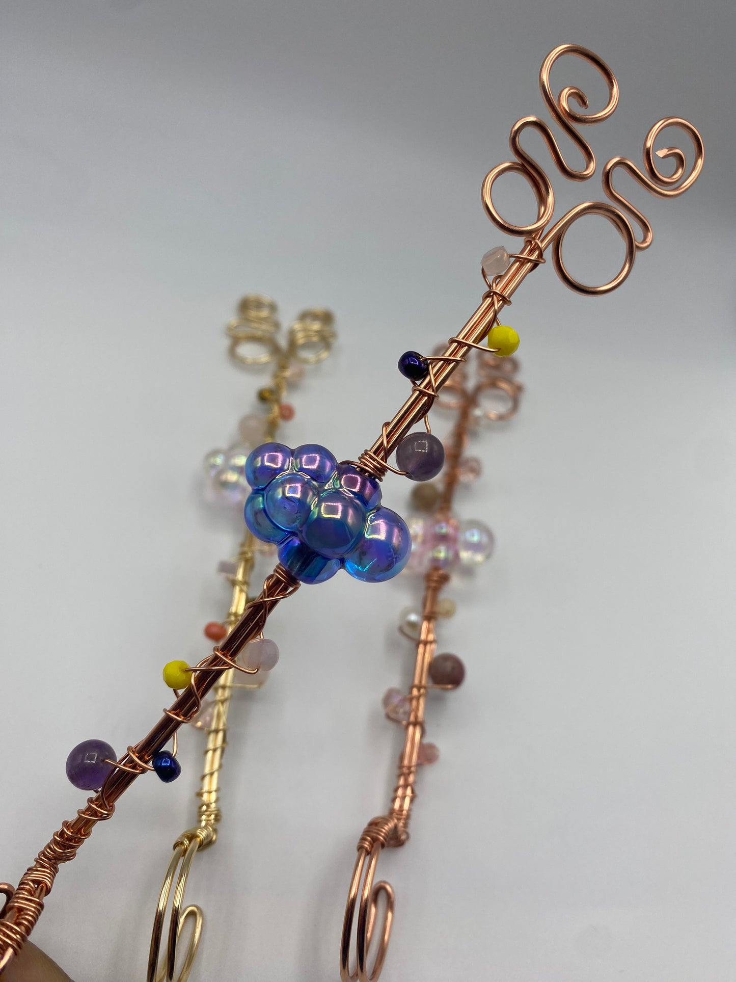 Cloud Roach Clip